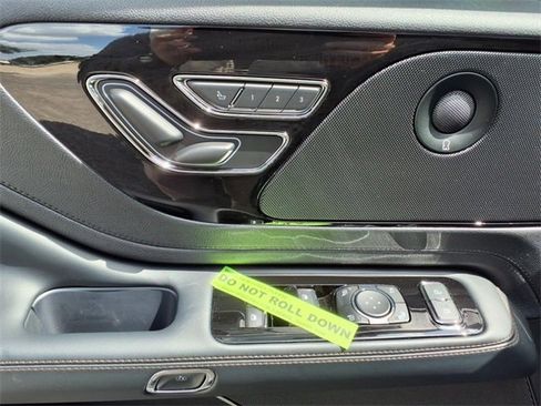 New 2025 Lincoln Aviator Premiere w/ Equipment Group 101A image 9