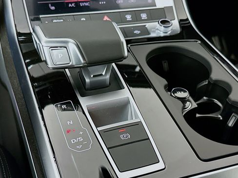 New 2026 Audi Q7 2.0T Premium AWD/4WD image 7