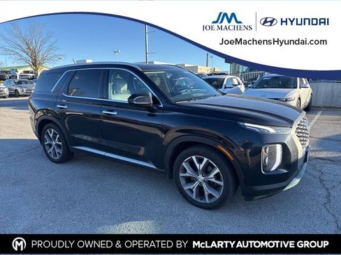 Used 2021 Hyundai Palisade SEL w/ Convenience Package image 3