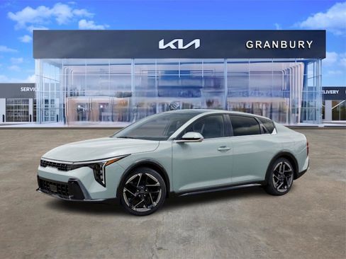 New 2025 Kia K4 GT-Line image 4