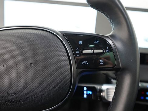 Used 2024 Hyundai Ioniq 5 Limited image 29