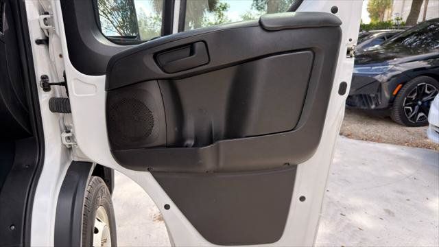 Used 2023 RAM ProMaster 3500 w/ Safety Group FWD image 19