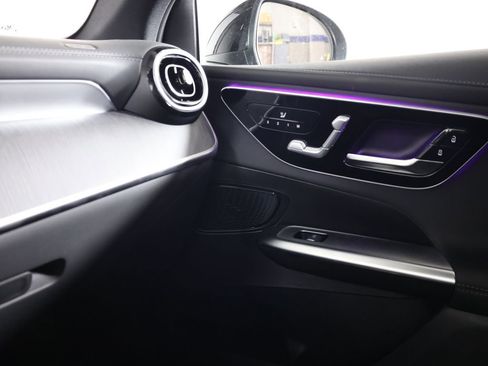 Used 2026 Mercedes-Benz GLC 300 4MATIC image 26