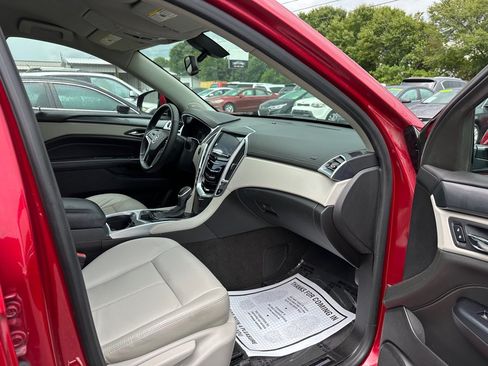 Used 2015 Cadillac SRX FWD image 12