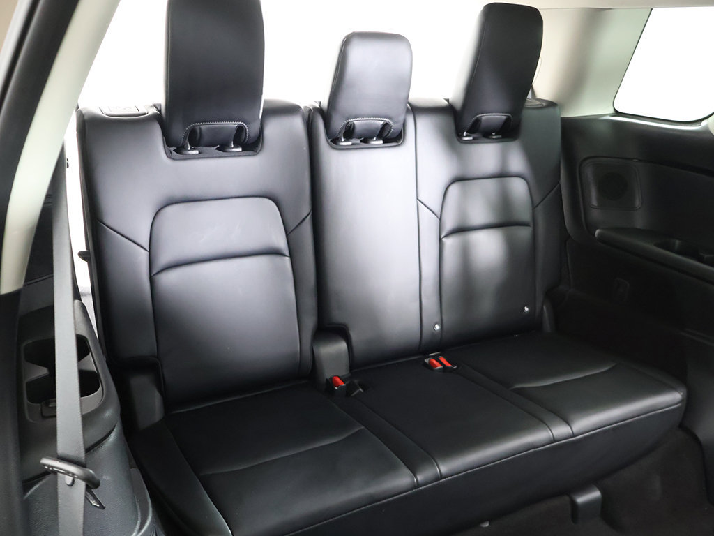 Used 2023 Nissan Pathfinder Platinum w/ Cargo Package AWD/4WD image 44