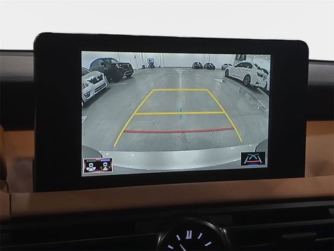 Used 2023 Lexus IS 300 300 image 22