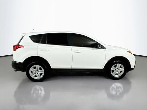 Used 2015 Toyota RAV4 LE FWD image 8