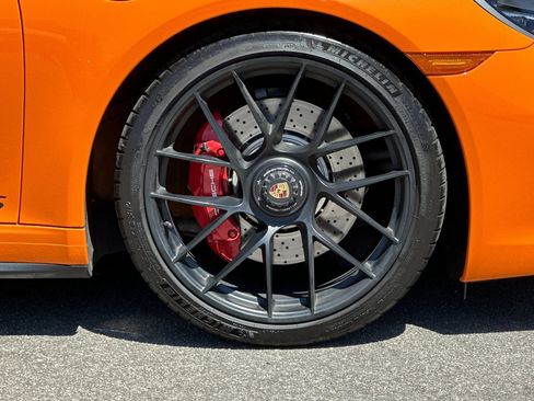 Used 2018 Porsche 911 Targa 4 GTS image 42