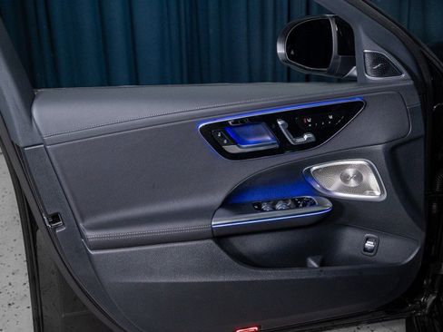New 2026 Mercedes-Benz C 300 Sedan image 12