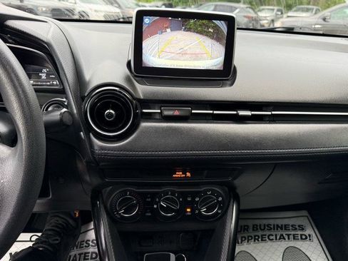 Used 2017 Toyota Yaris iA image 12
