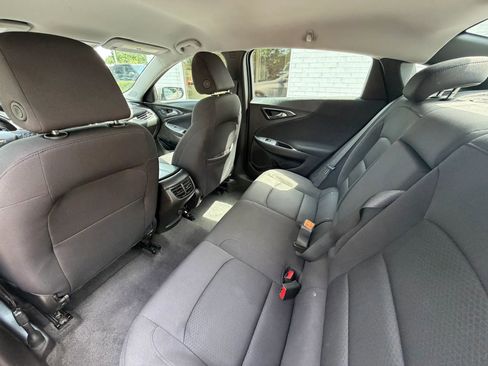 Used 2024 Chevrolet Malibu LT FWD image 17