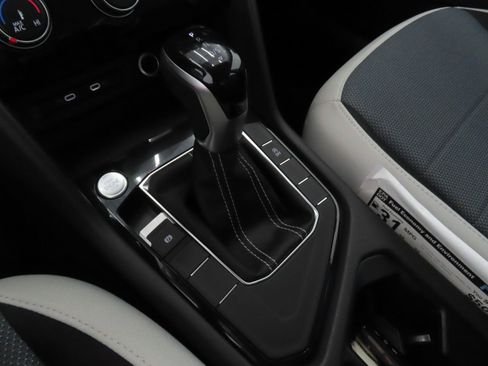 New 2026 Volkswagen Taos S FWD image 17