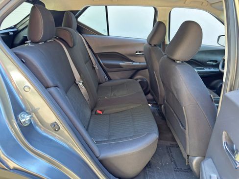 Used 2023 Nissan Kicks SV FWD image 31