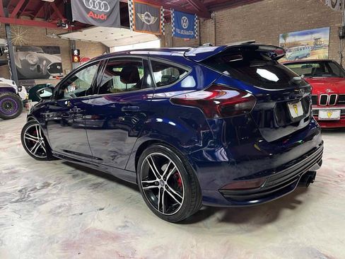 Used 2016 Ford Focus ST FWD image 5