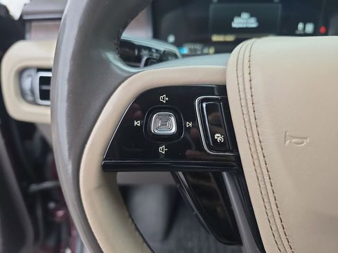 Used 2020 Lincoln Aviator Reserve w/ Equipment Group 201A AWD/4WD image 25