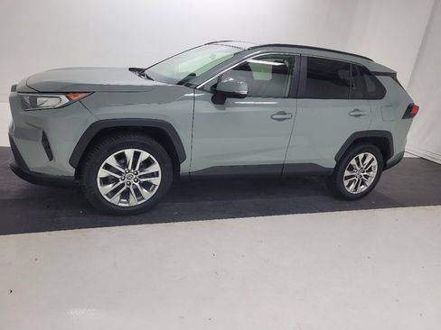 Used 2019 Toyota RAV4 XLE Premium w/ All Weather Liner Package AWD/4WD image 2