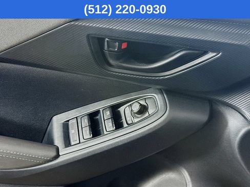 Used 2025 Subaru Crosstrek 2.5i Premium AWD/4WD image 21