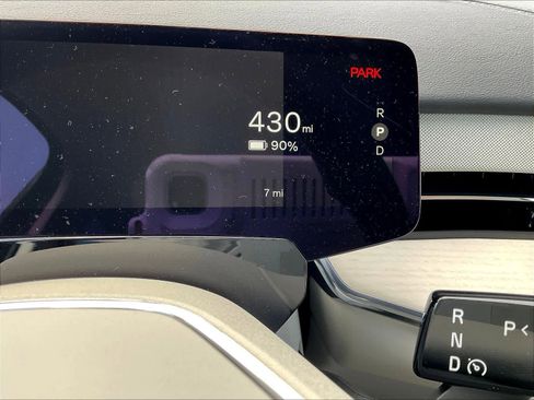 New 2025 Volvo EX90 Plus image 19