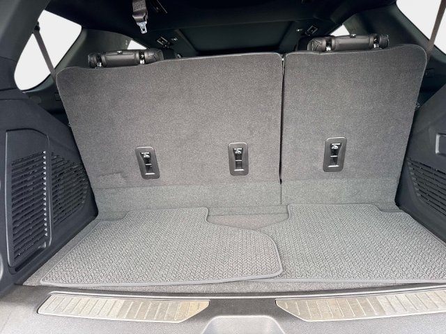 New 2026 GMC Yukon Denali w/ Sun & Power Step Package RWD image 11