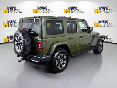 Used 2021 Jeep Wrangler Unlimited Sahara w/ Uconnect 4C Nav & Sound Group AWD/4WD image 5