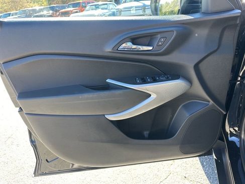 Used 2024 Chevrolet Trax RS w/ Driver Confidence Package image 22