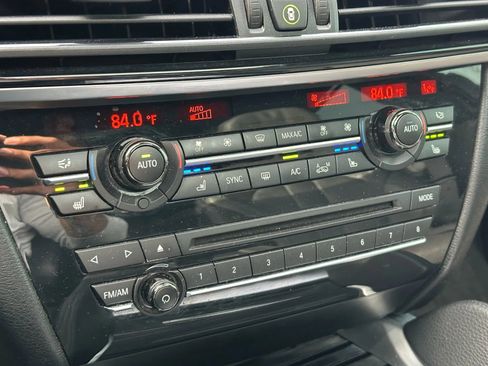 Used 2015 BMW X6 xDrive50i image 49