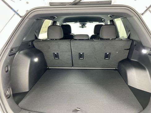 Used 2026 Chevrolet Equinox LT image 23