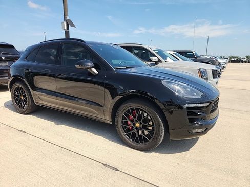 Used 2017 Porsche Macan GTS AWD/4WD image 1