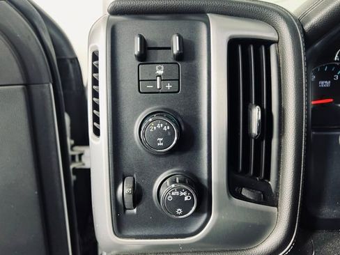 Used 2019 GMC Sierra 2500 SLE image 17