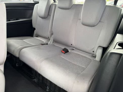 Used 2018 Honda Odyssey EX image 11