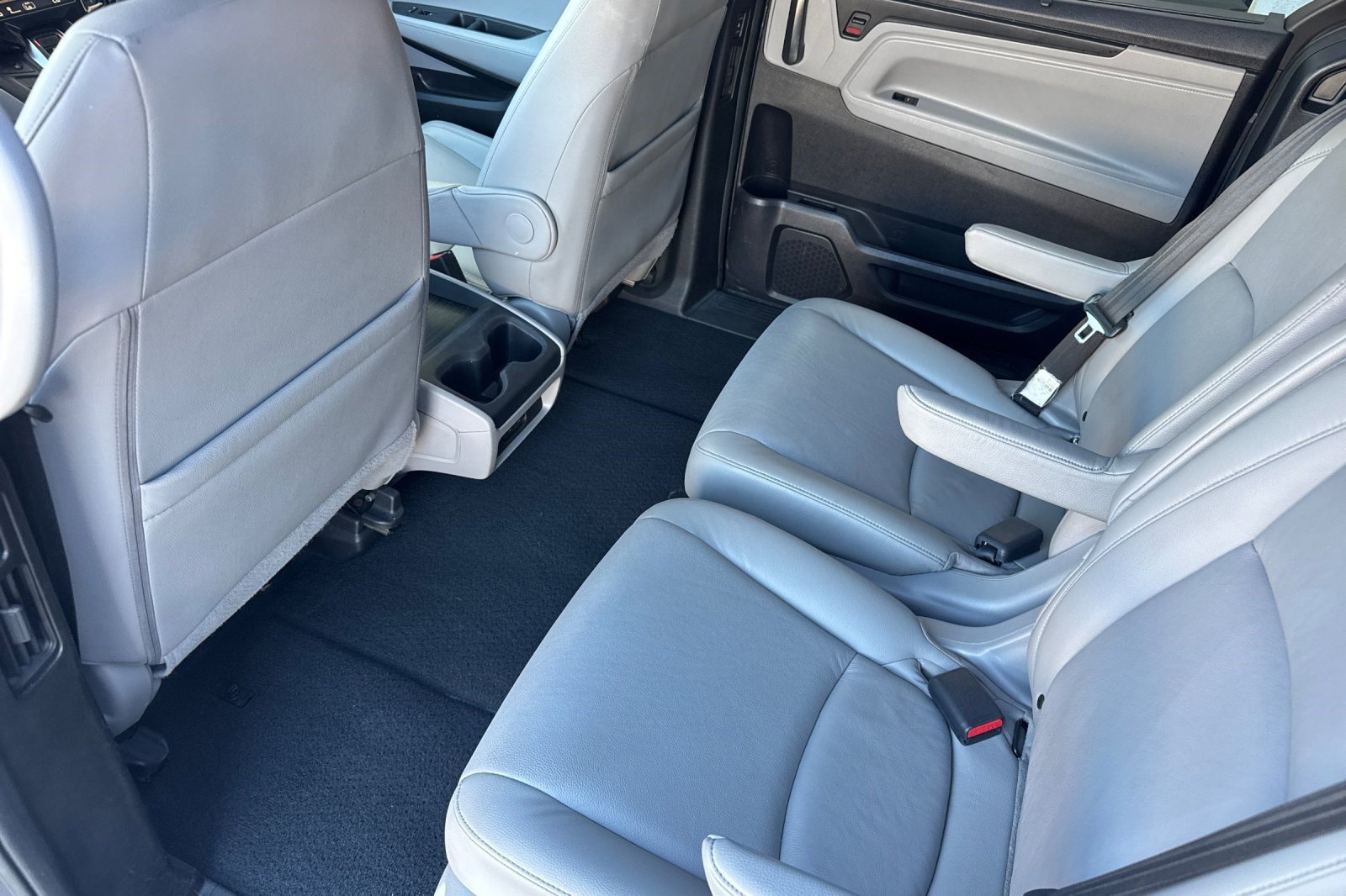 Used 2018 Honda Odyssey EX-L image 25