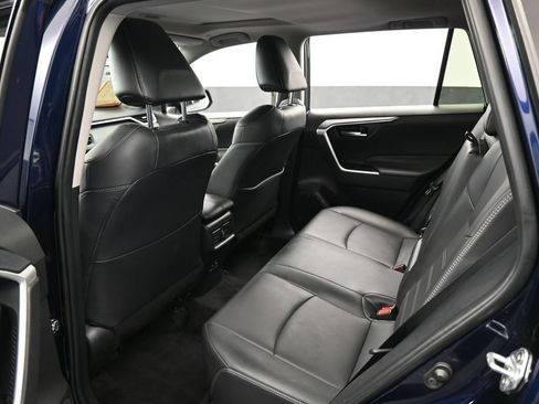 Used 2025 Toyota RAV4 XLE Premium FWD image 35