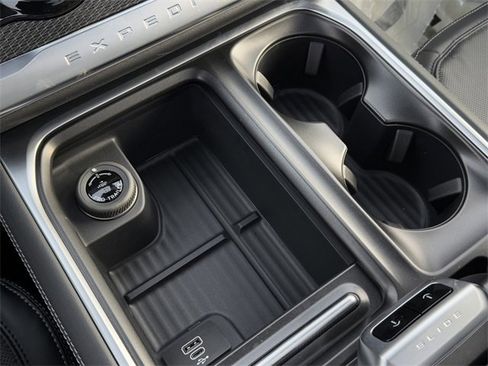 New 2026 Ford Expedition Platinum w/ Stealth Appearance Package image 20