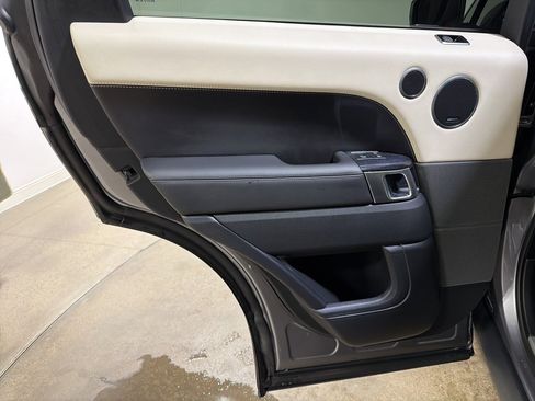 Used 2021 Land Rover Range Rover Sport HSE Dynamic image 20