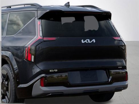 New 2026 Kia EV9 GT-Line image 13