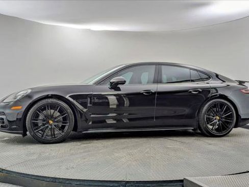 Used 2018 Porsche Panamera 4S image 3