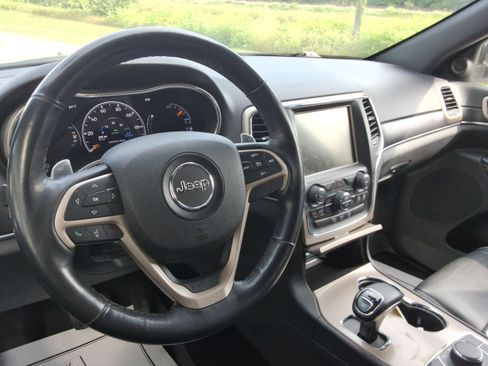 Used 2015 Jeep Grand Cherokee Limited AWD/4WD image 12