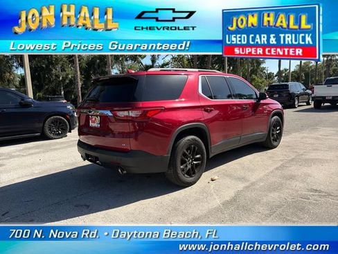 Used 2019 Chevrolet Traverse LT FWD image 9