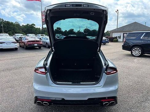 Used 2021 Kia Stinger GT2 RWD image 52
