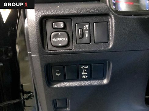 Certified 2018 Toyota 4Runner SR5 image 33