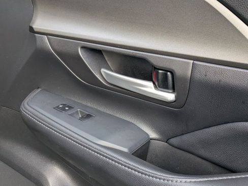 Used 2025 Toyota Grand Highlander FWD image 27