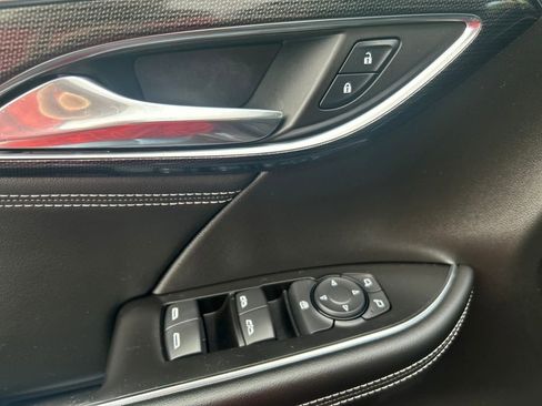 Certified 2023 Buick Envision Preferred w/ Sport Touring Package image 23