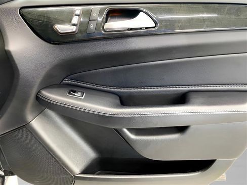 Used 2017 Mercedes-Benz GLE 43 AMG 4MATIC image 25