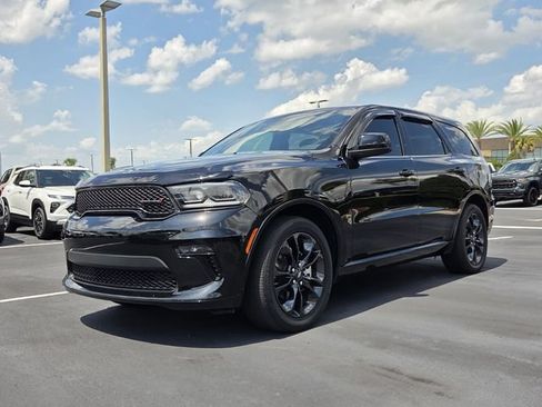 Used 2021 Dodge Durango SXT RWD image 2