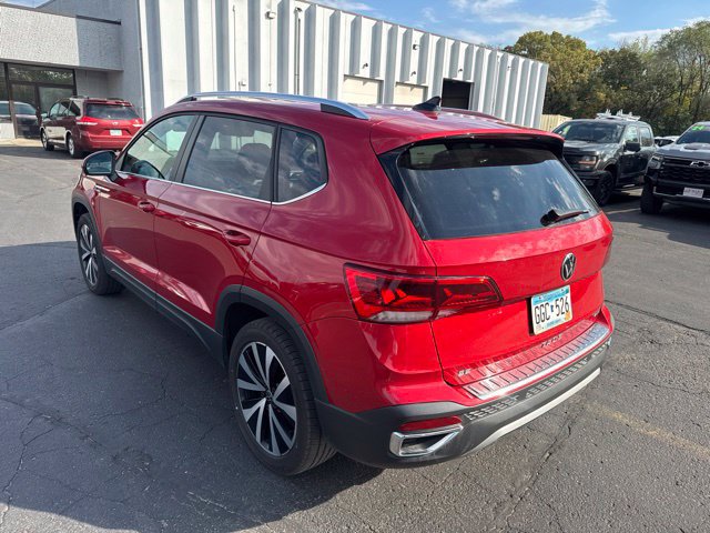 Used 2022 Volkswagen Taos SE AWD/4WD image 7