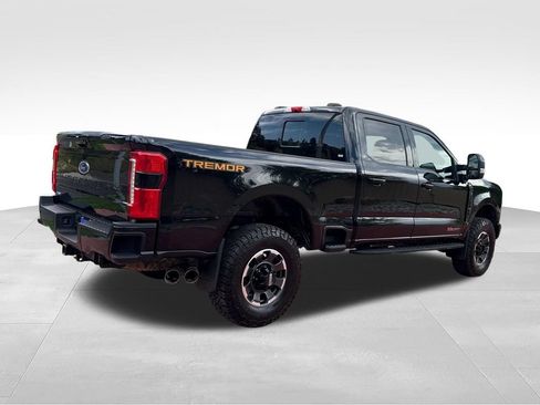 Used 2023 Ford F250 Lariat w/ Tremor Off-Road Package AWD/4WD image 8