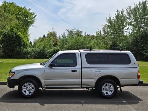 Used 2002 Toyota Tacoma 2WD Regular Cab image 8