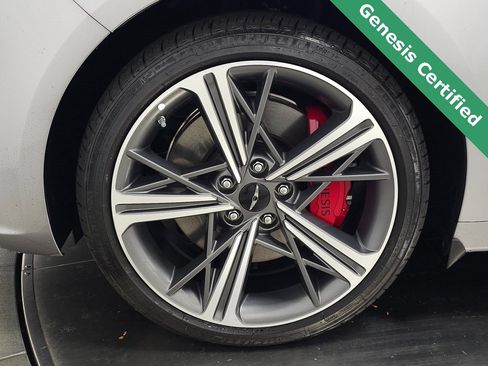 Used 2025 Genesis G70 2.5T w/ Sport Prestige Package image 12