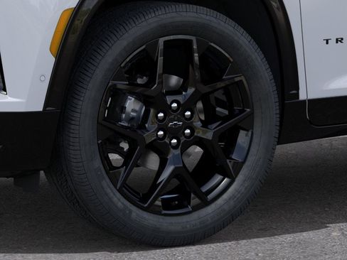 Certified 2026 Chevrolet Traverse RS w/ LPO, Floor Liner Package AWD/4WD image 47
