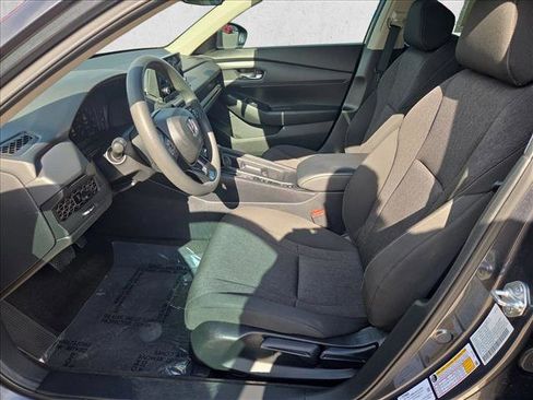 Used 2025 Honda Accord LX image 15